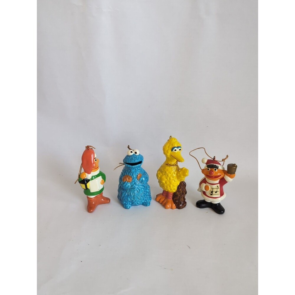 Vtg Sesame Street Christmas Ornaments Set Of 4 Bert Ernie Big Bird Oscar Ceramic